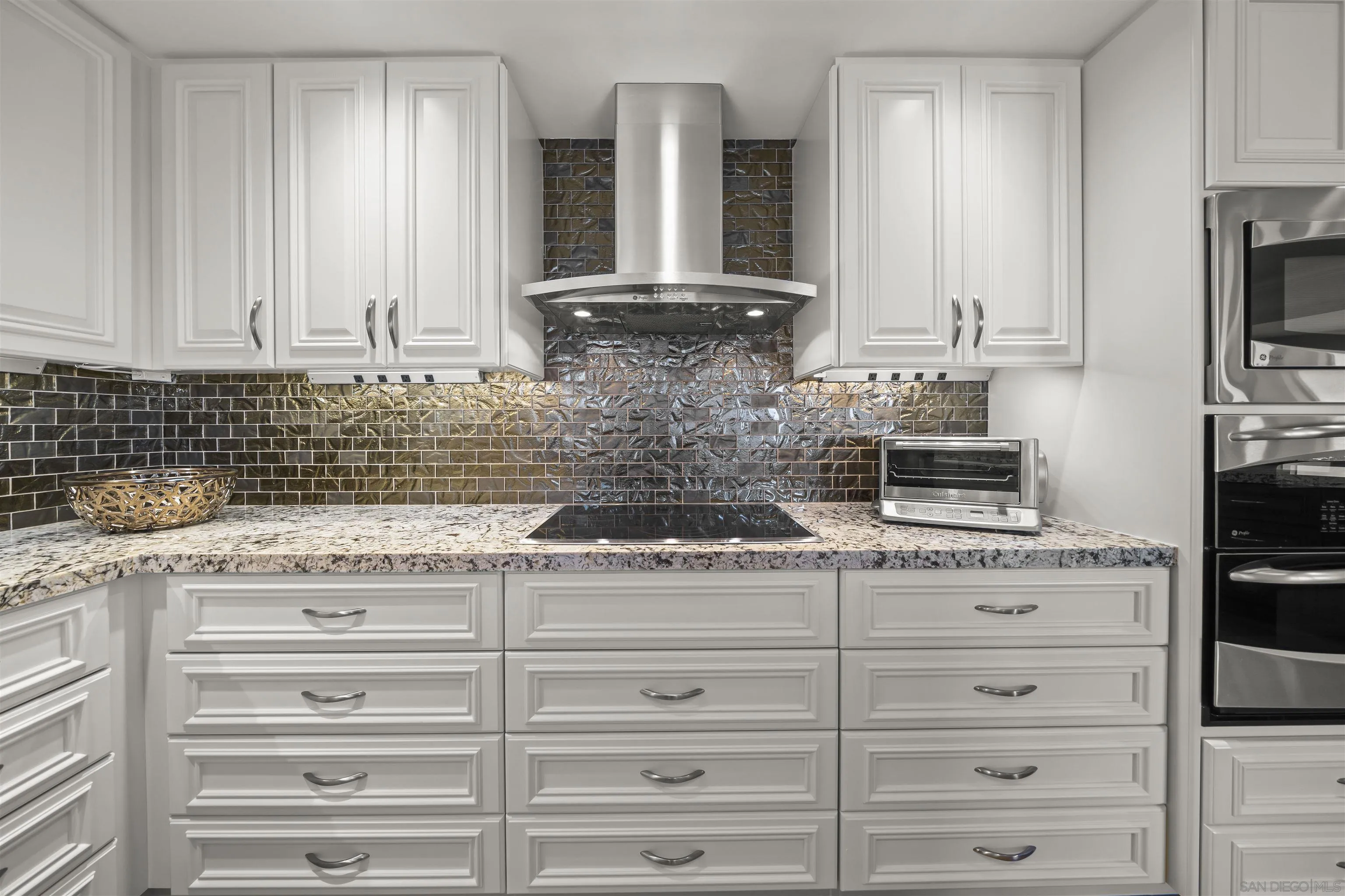 200 Harbor Drive Unit 3702