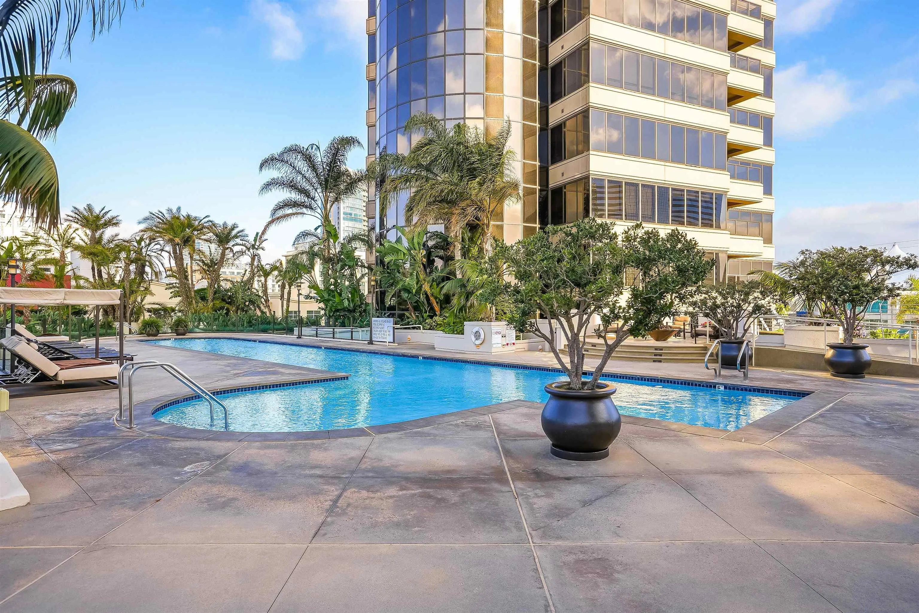 200 Harbor Drive Unit 3702