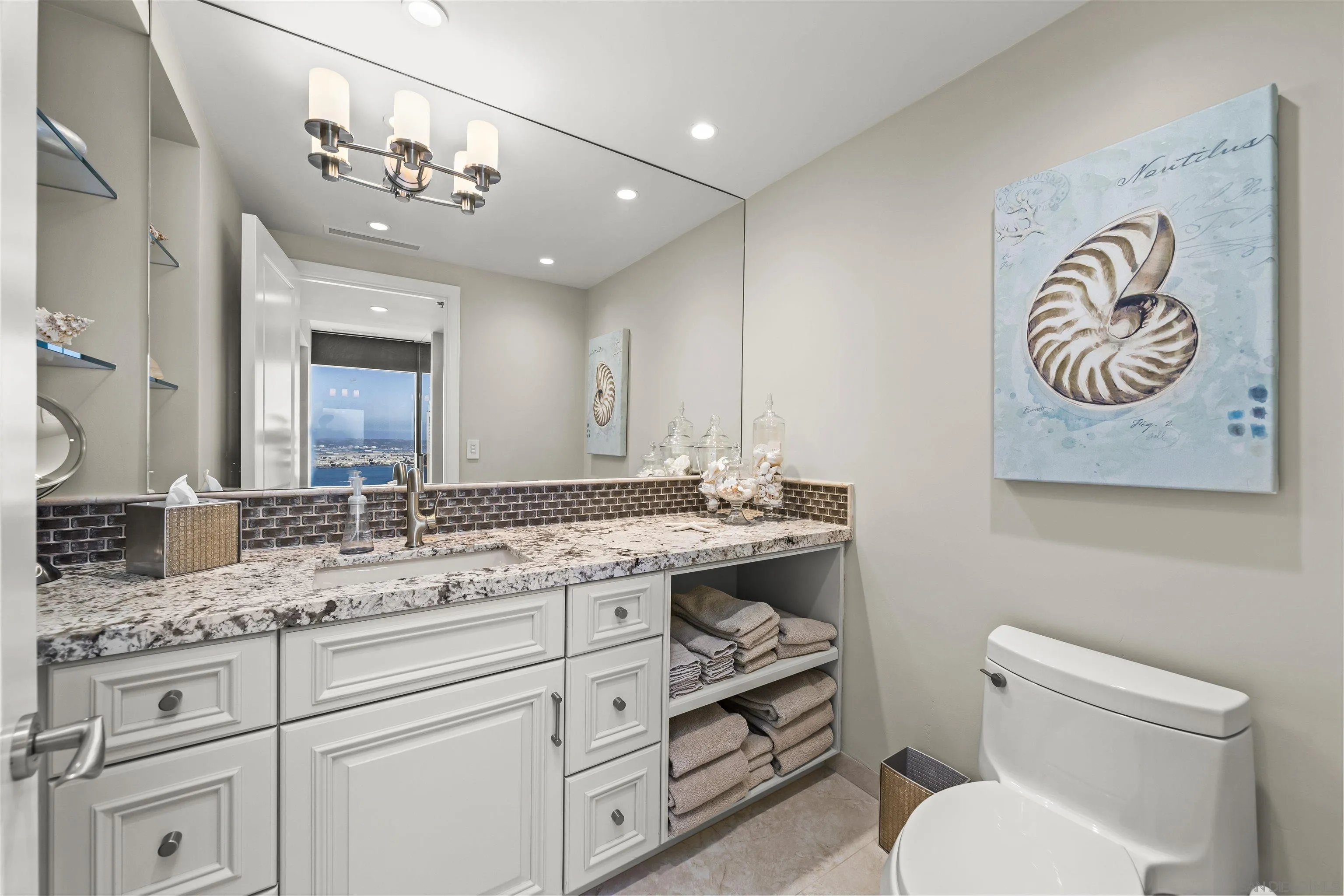 200 Harbor Drive Unit 3702
