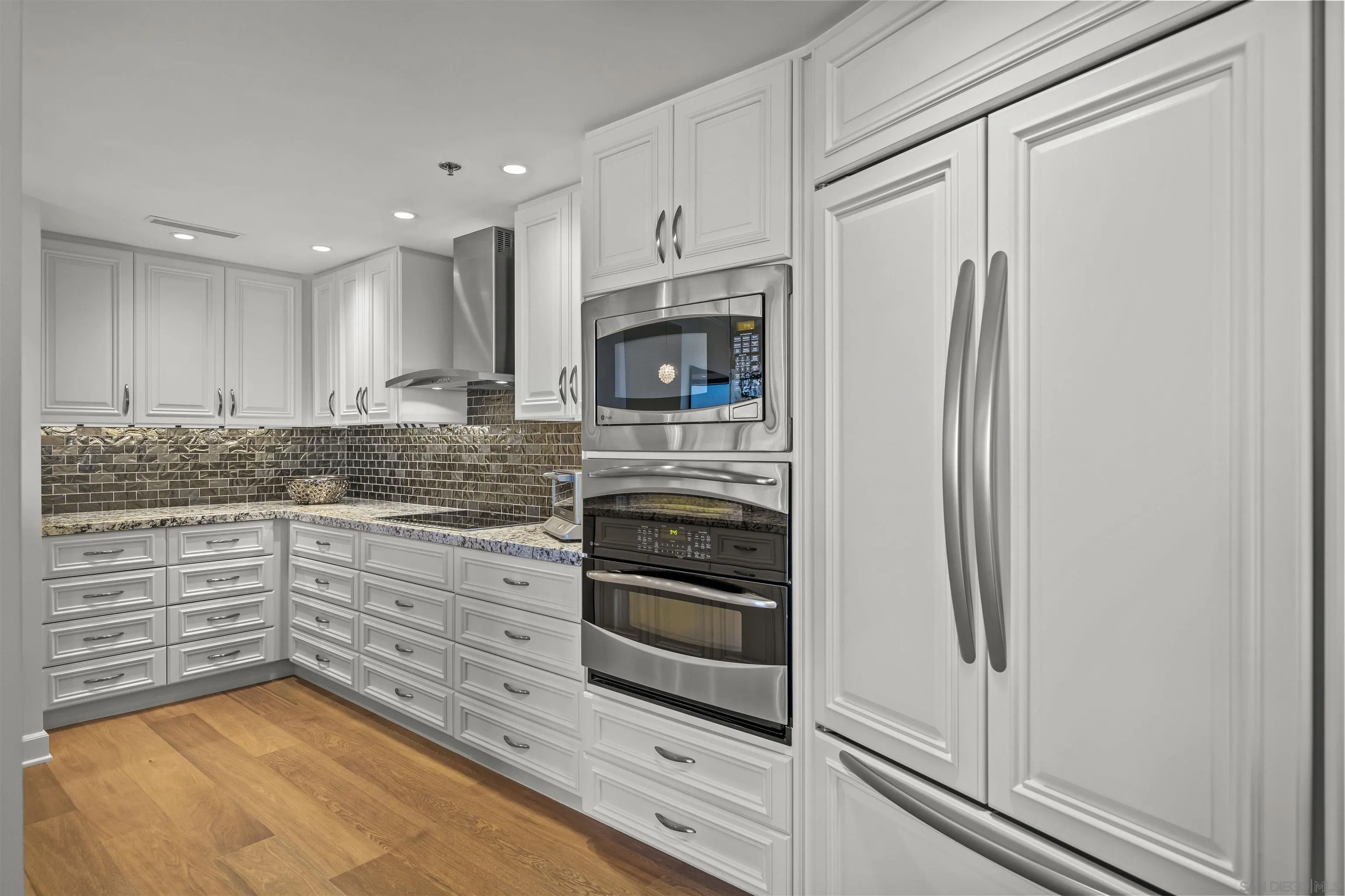 200 Harbor Drive Unit 3702