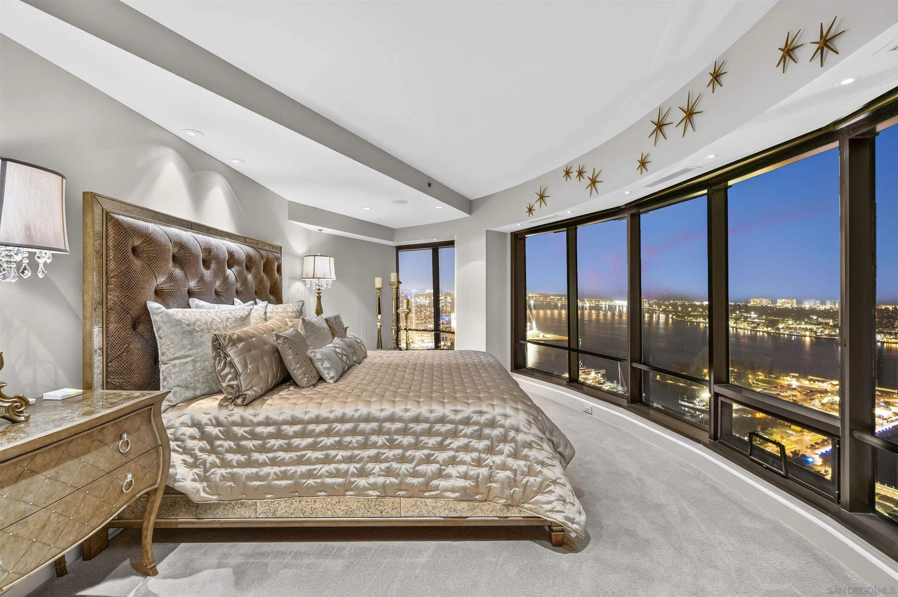 200 Harbor Drive Unit 3702