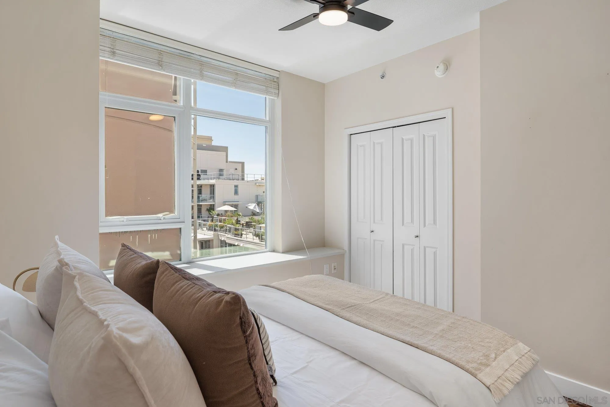 825 W Beech Street Unit 403