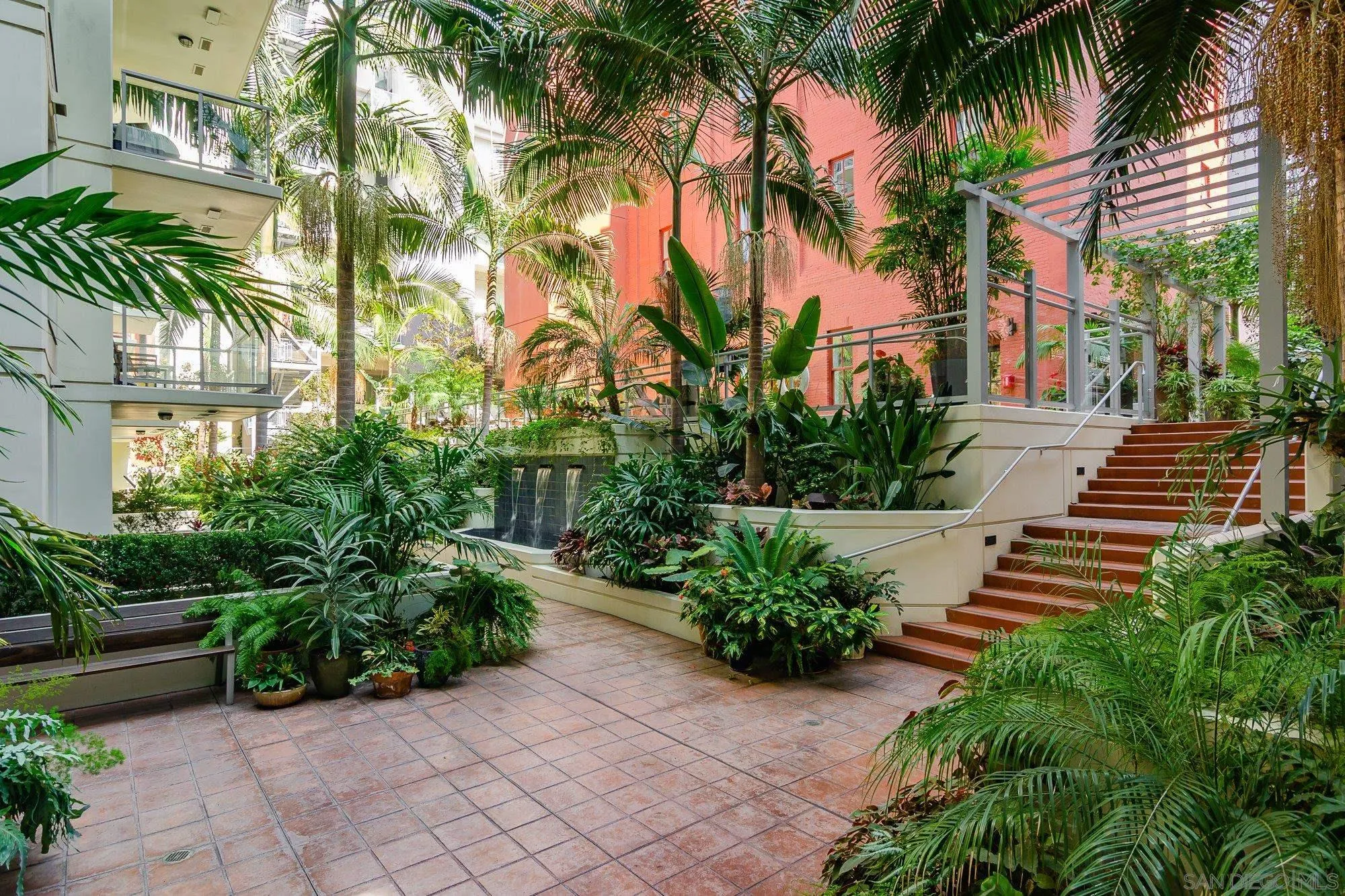 825 W Beech Street Unit 403