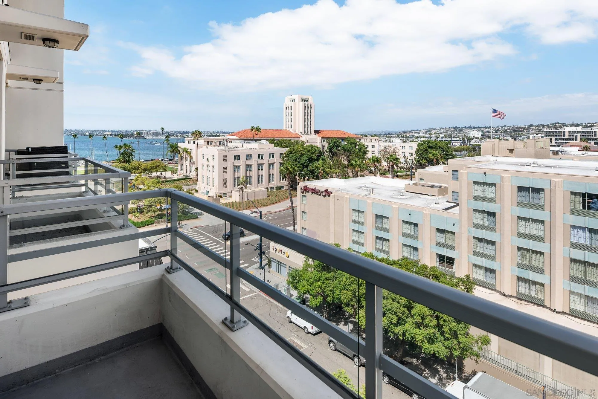 825 W Beech Street Unit 403