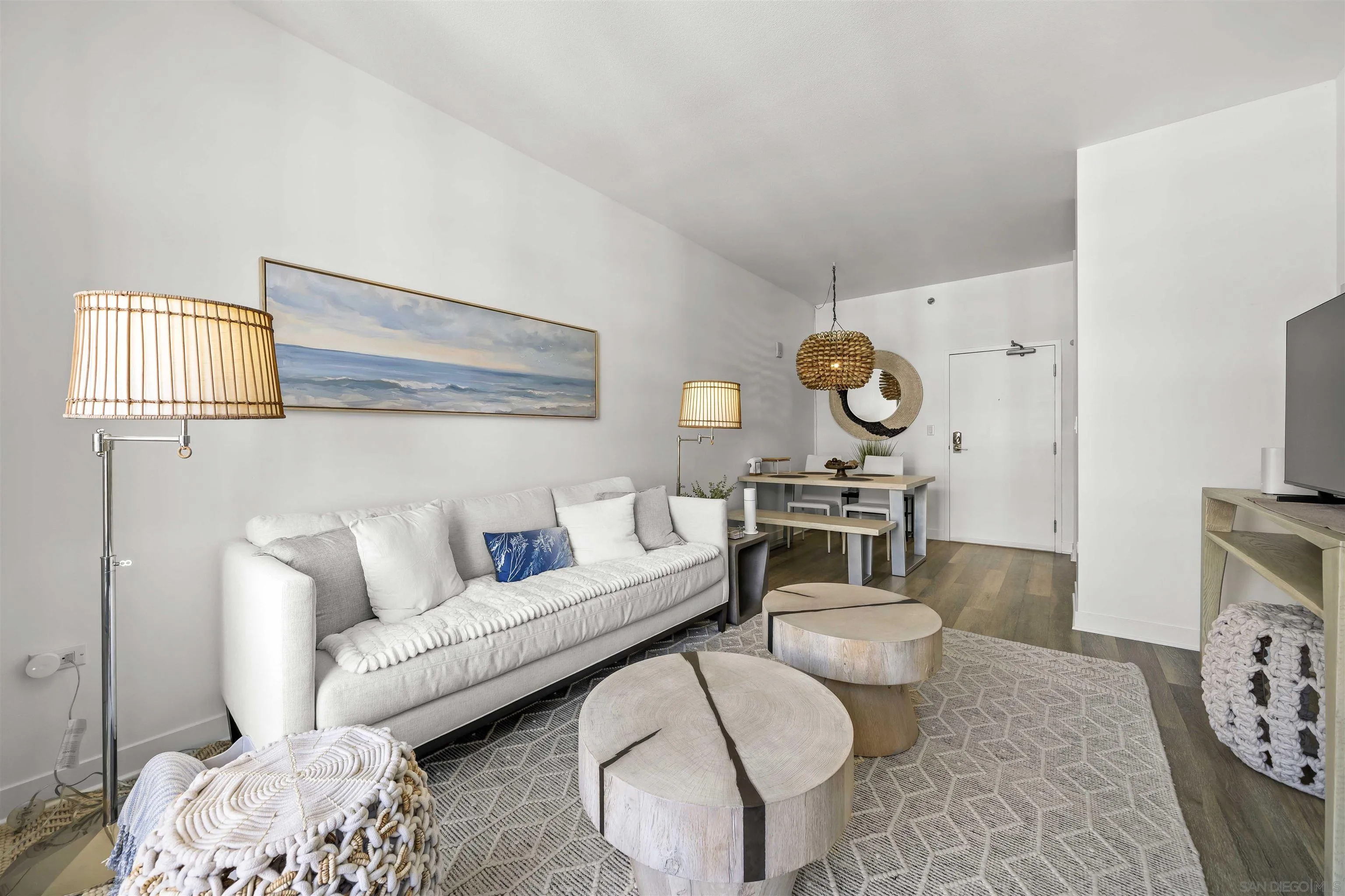425 W Beech Street Unit 1607