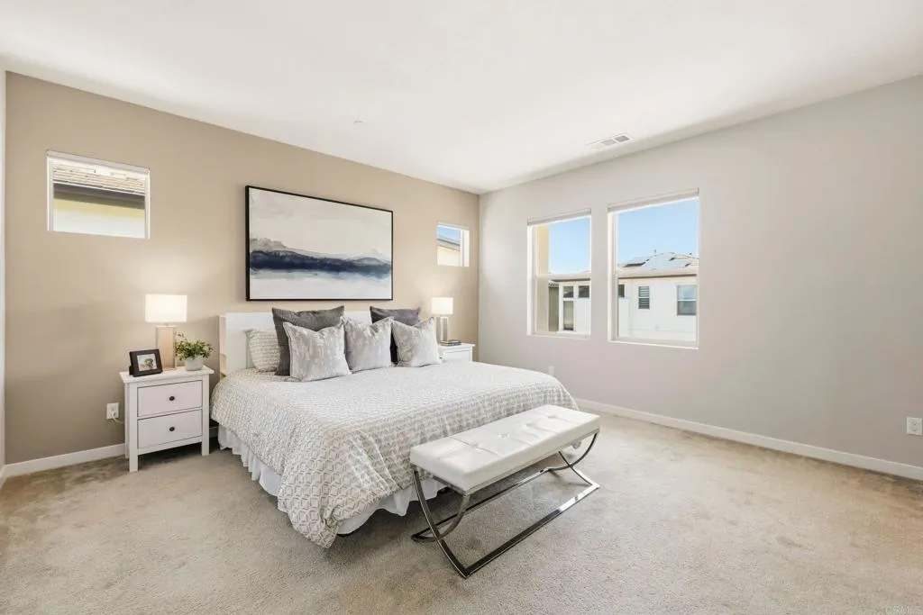 15149 Lincoln Loop