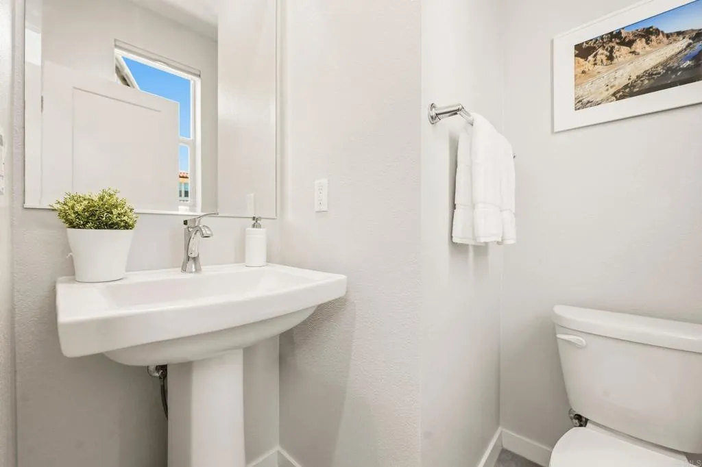 15149 Lincoln Loop