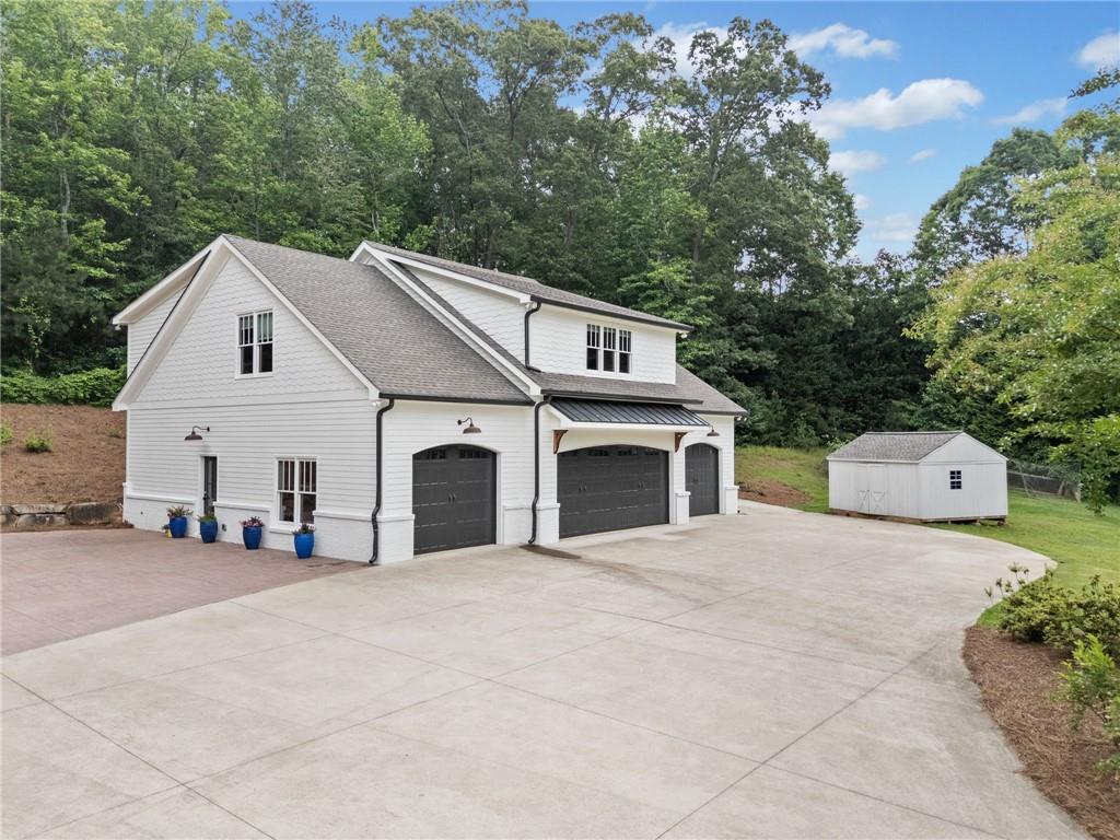 590 Arthur Road
