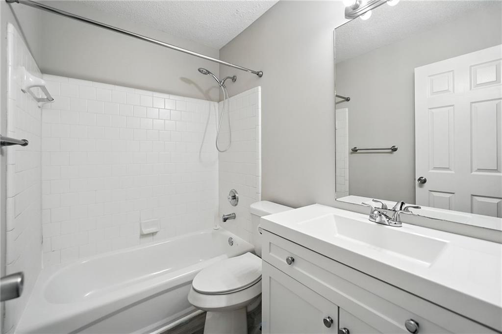 1072 Dunedin Trail