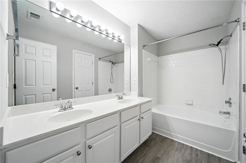 1072 Dunedin Trail