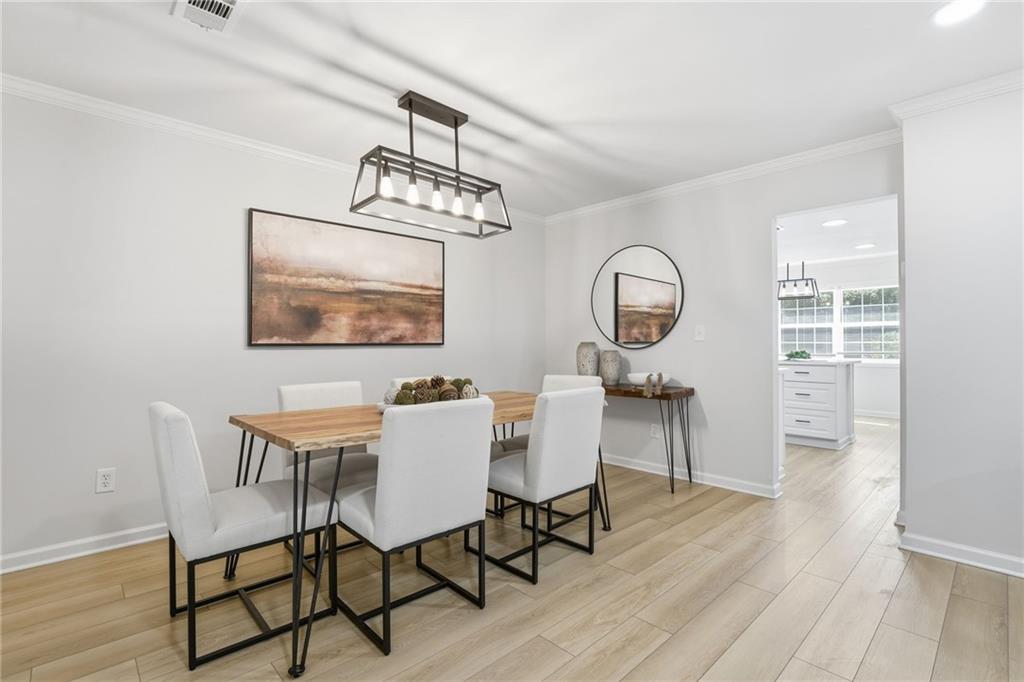 745 Cedar Pointe Court SW