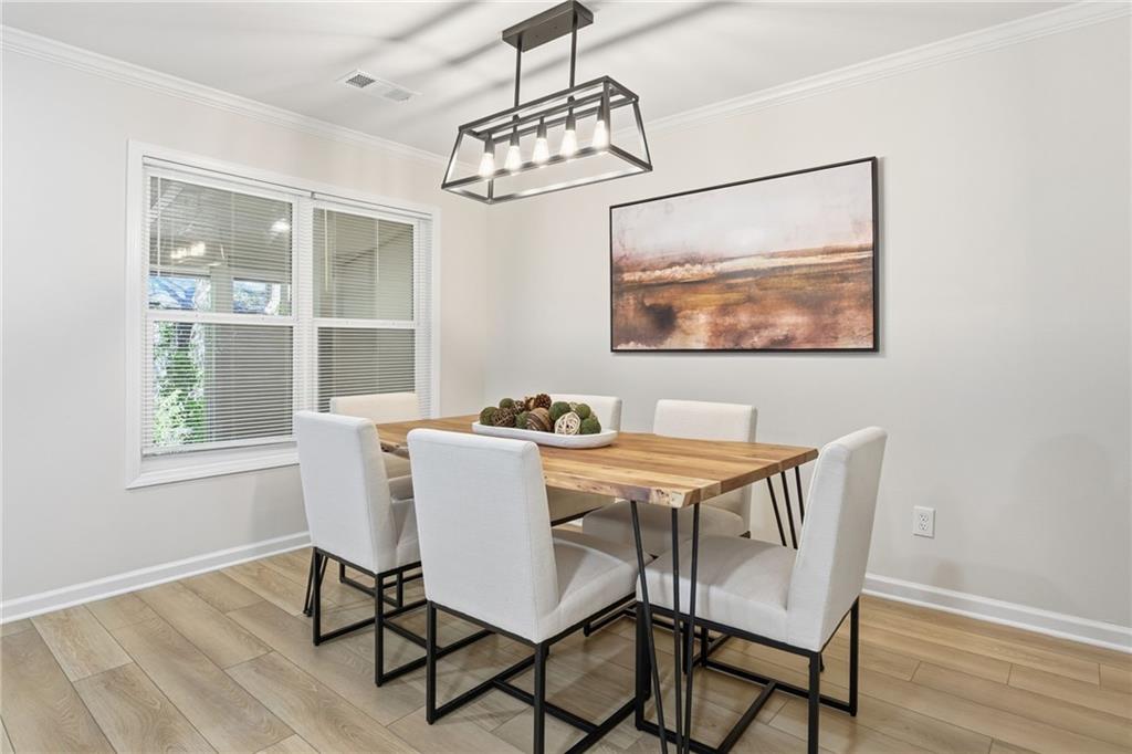 745 Cedar Pointe Court SW