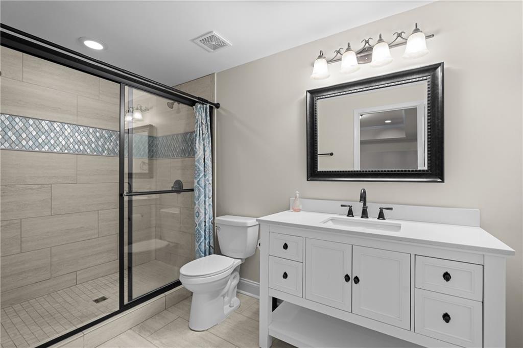 1660 Carlson Lane SW