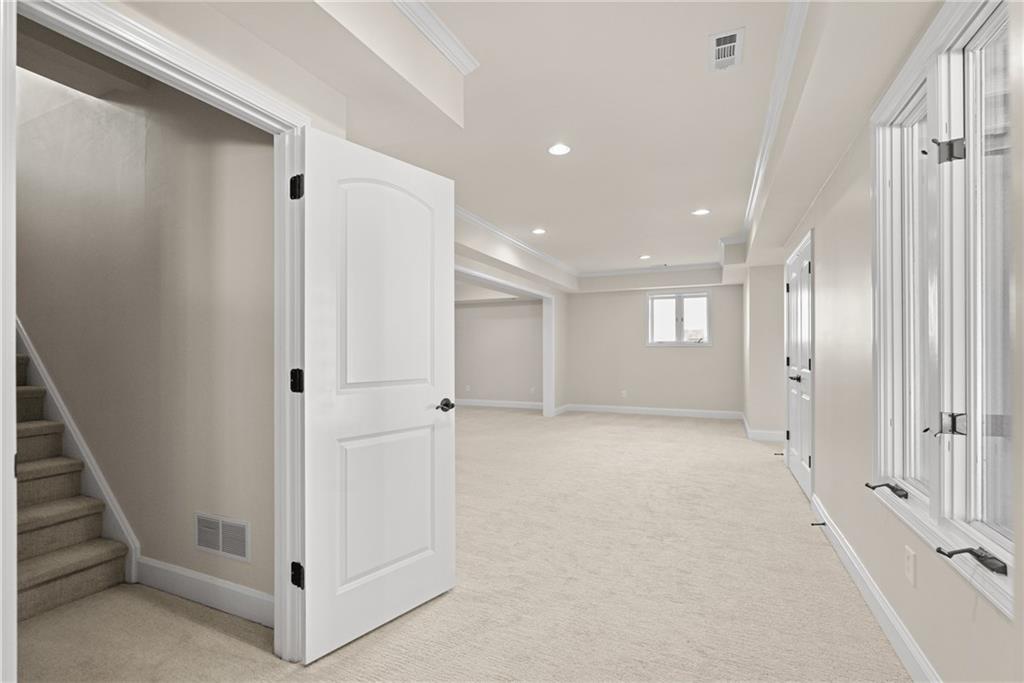 1660 Carlson Lane SW