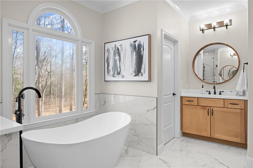 1660 Carlson Lane SW