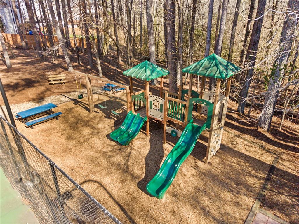 1660 Carlson Lane SW