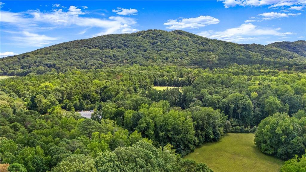 1660 Carlson Lane SW