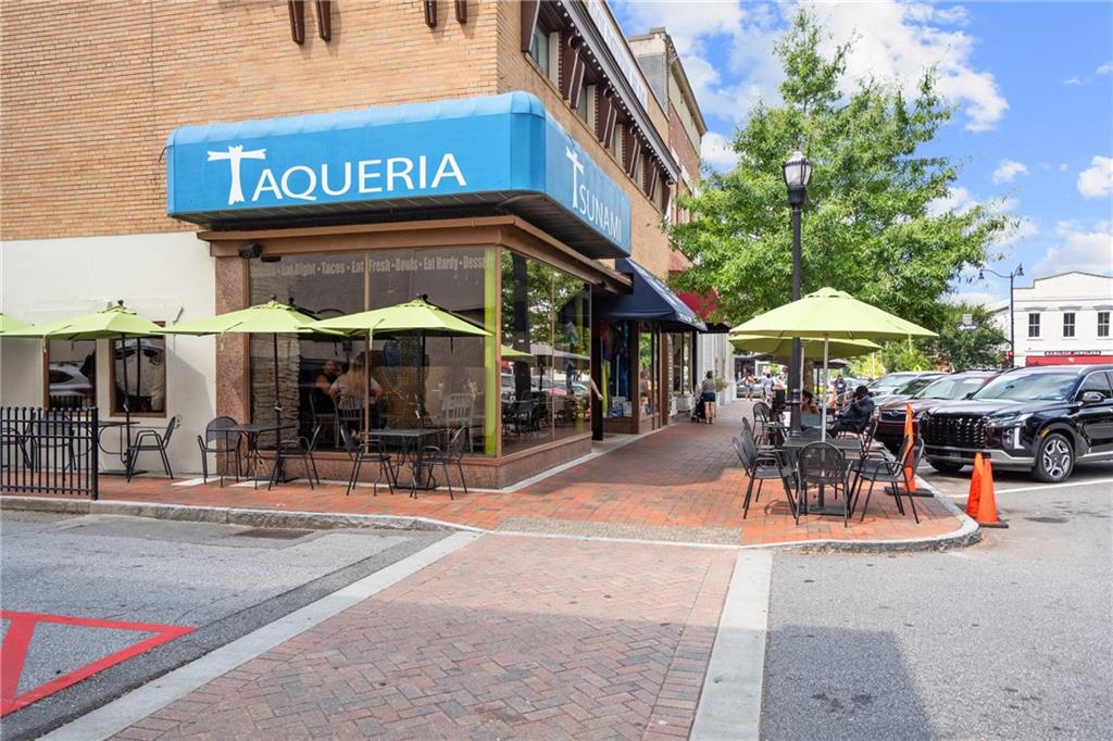 1660 Carlson Lane SW