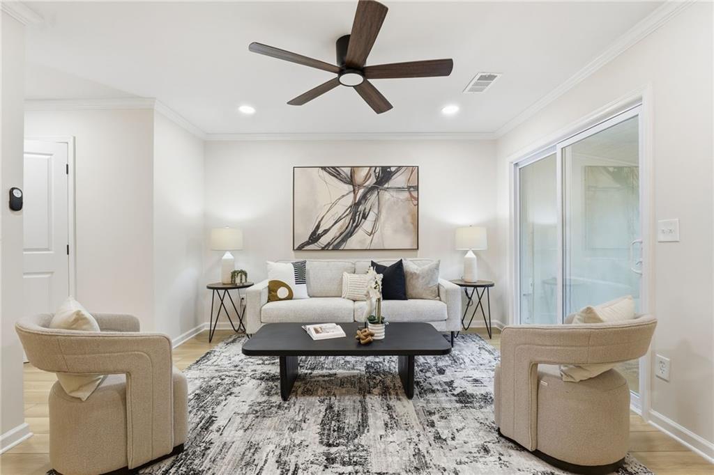 745 Cedar Pointe Court SW