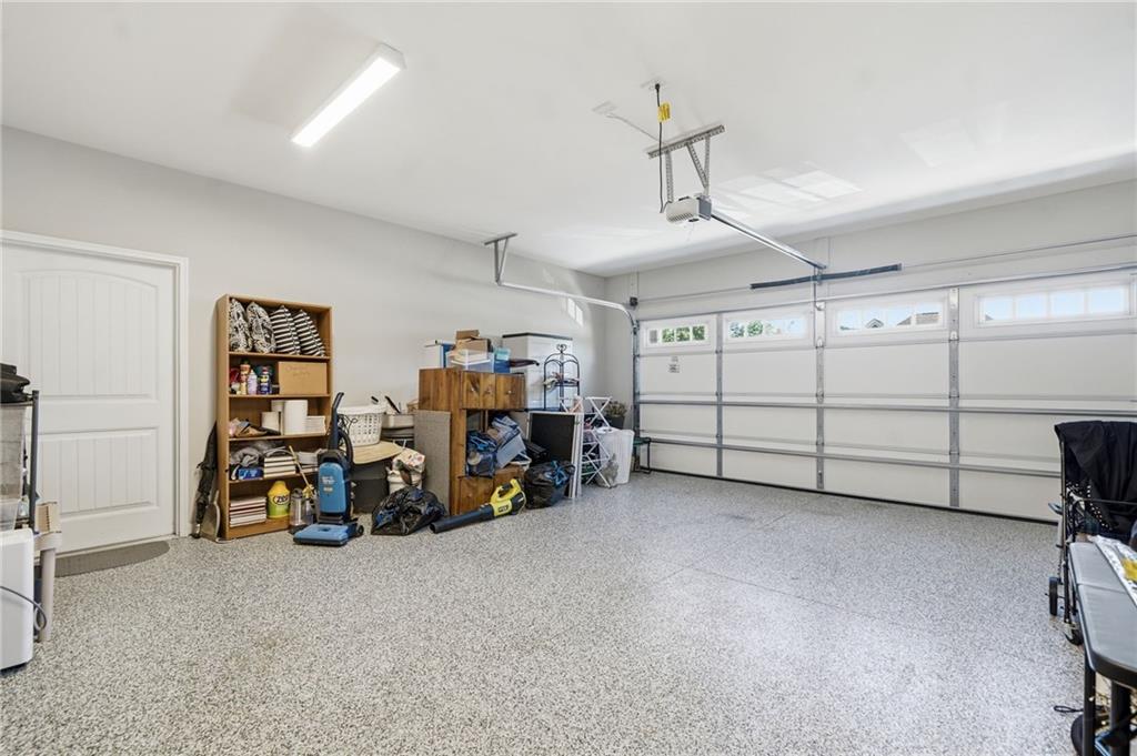 400 Grafton Walk