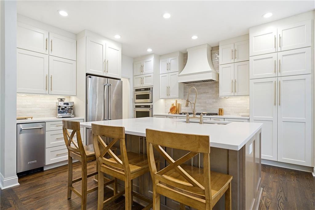 1015 Sugar Pike Way