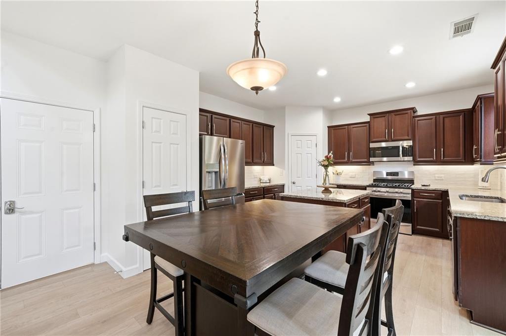 111 Bevington Lane
