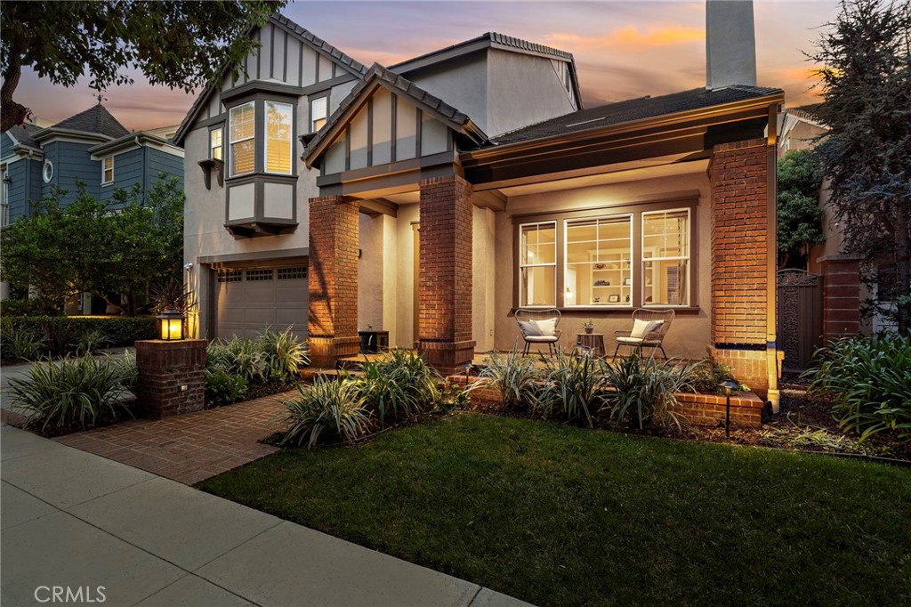 8 Ranunculus Street