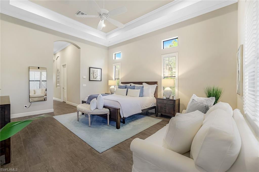 8663 Amour CT