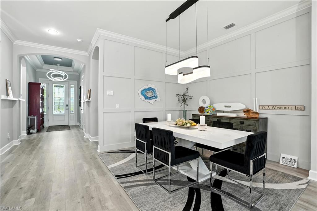 9401 Terresina DR | 3 bedrooms plus a den