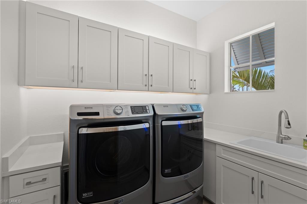 13816 Blue Bay CIR