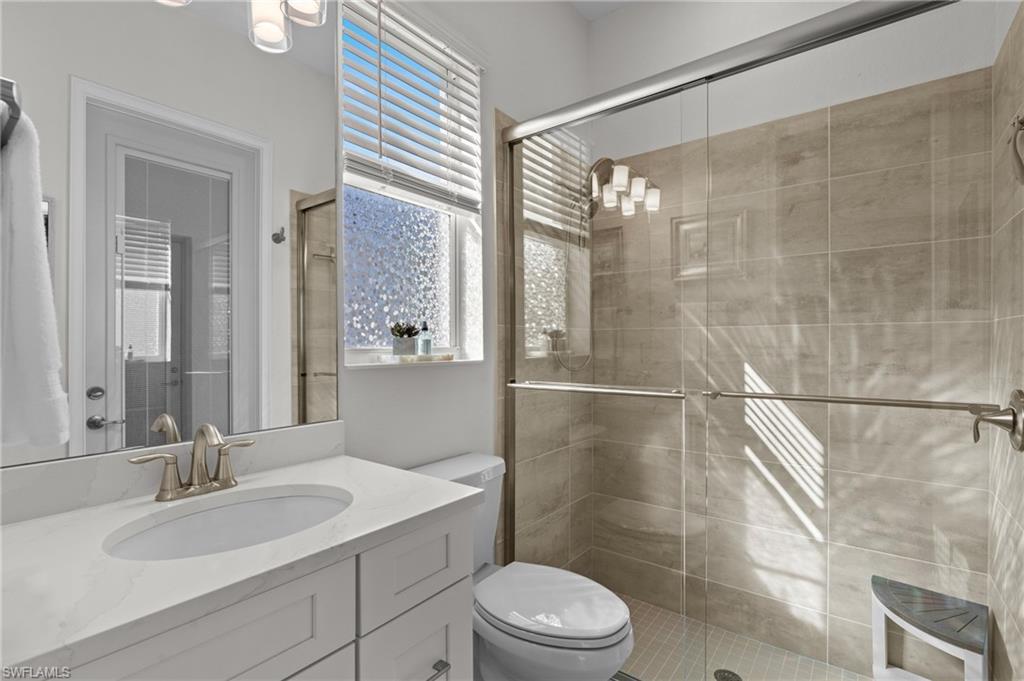 13816 Blue Bay CIR