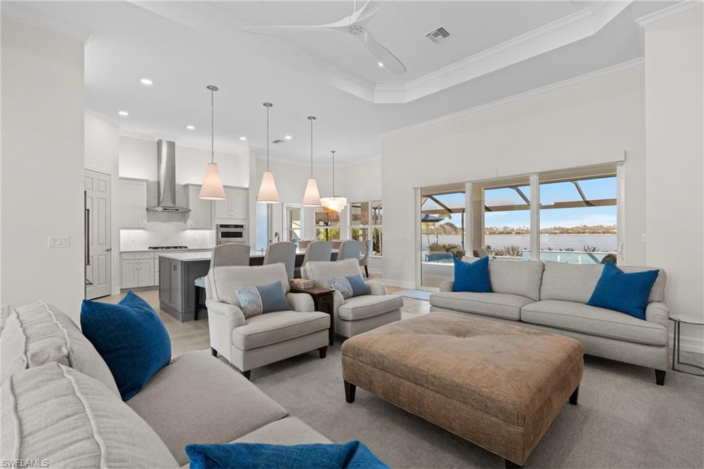13816 Blue Bay CIR