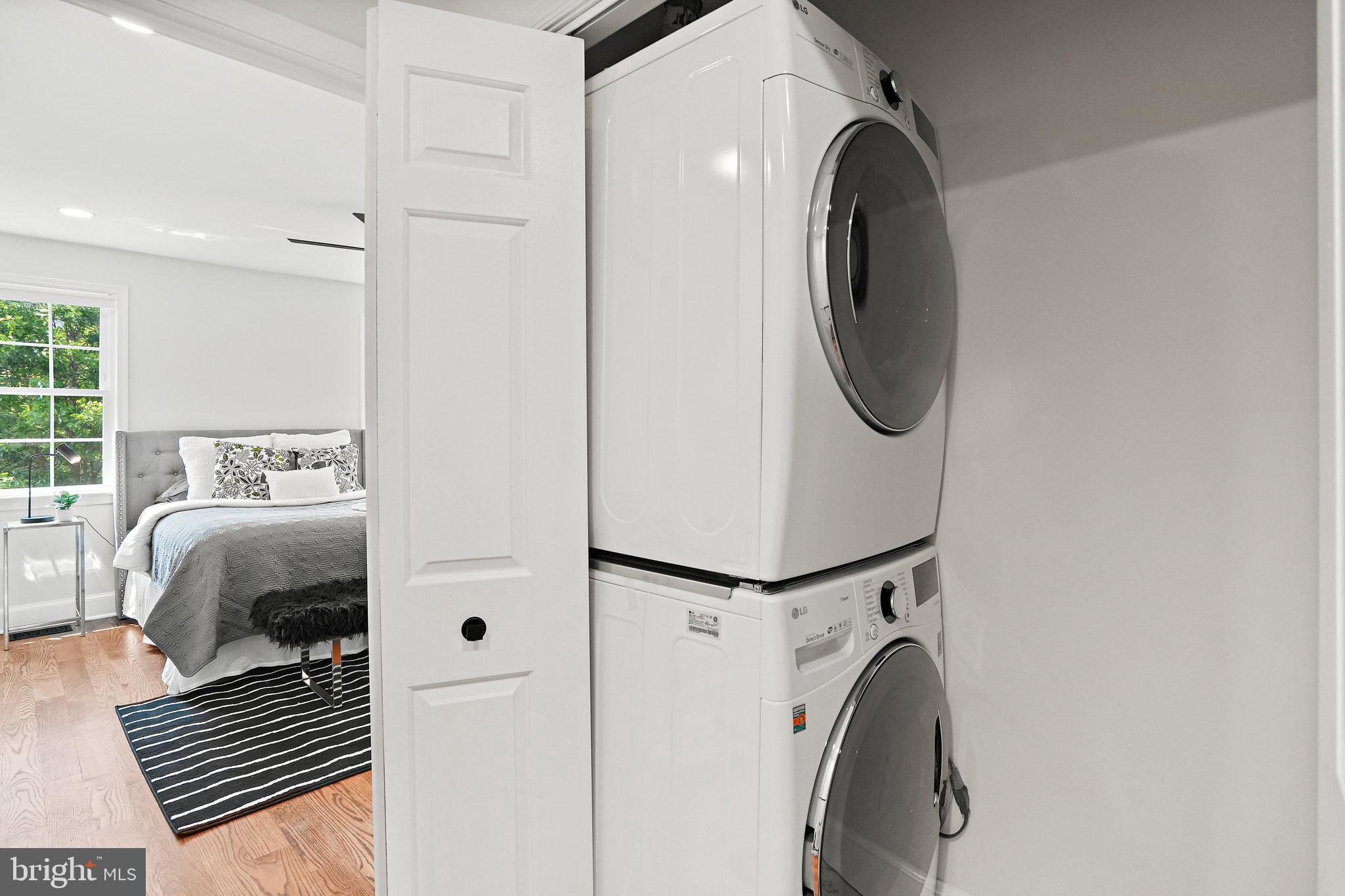 3259 SUTTON PLACE NW Unit: A