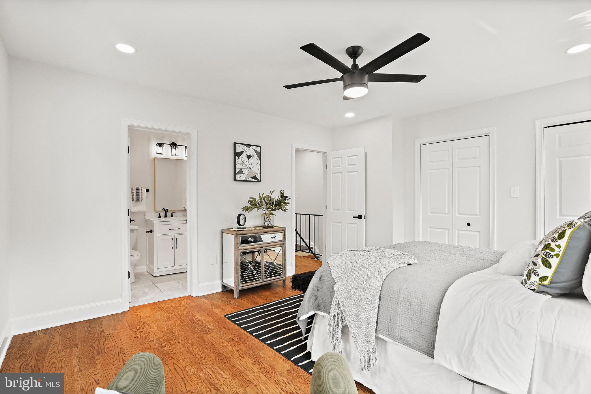 3259 SUTTON PLACE NW Unit: A