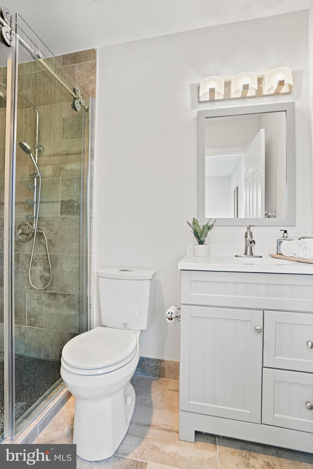3259 SUTTON PLACE NW Unit: A