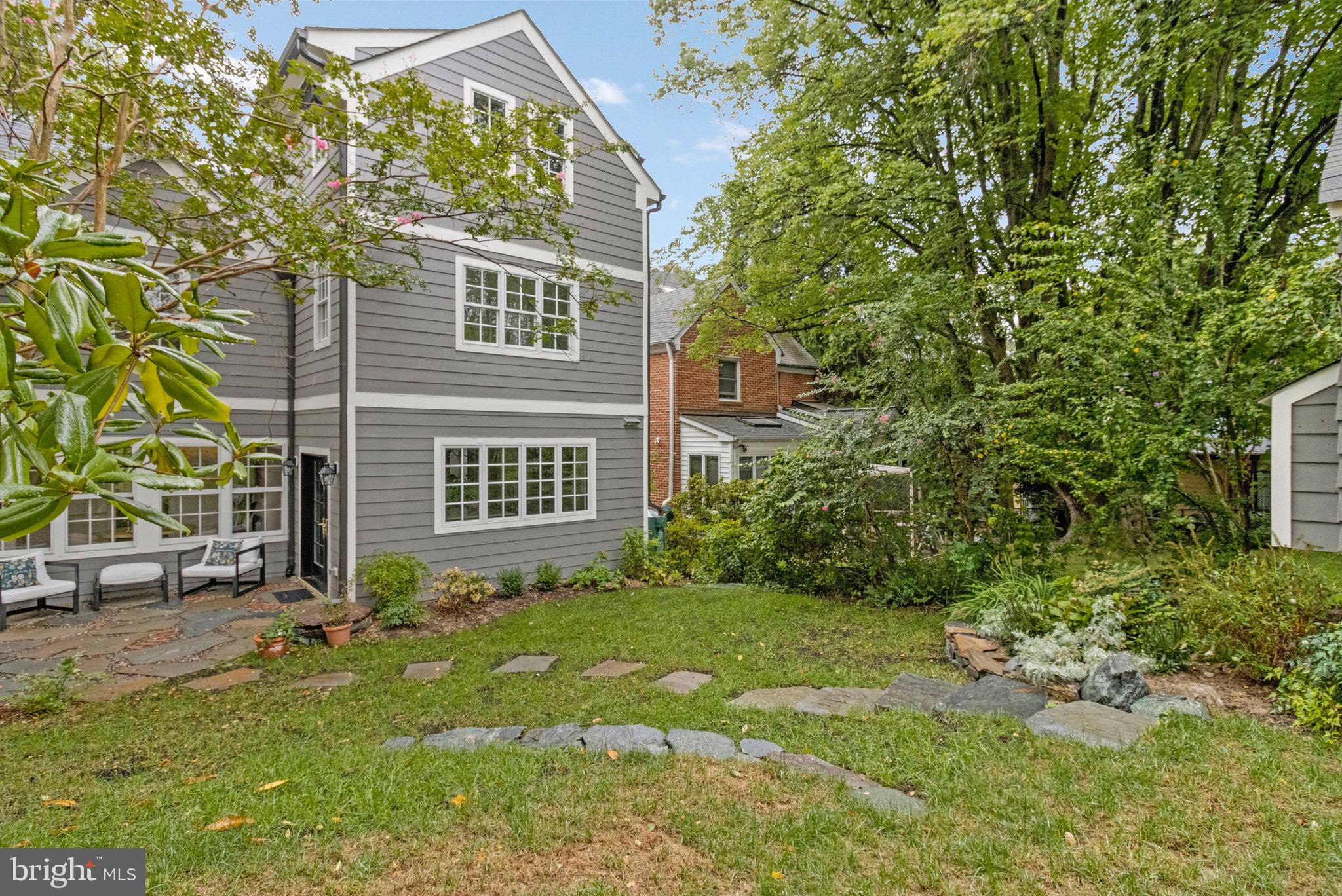 2921 LEGATION STREET NW