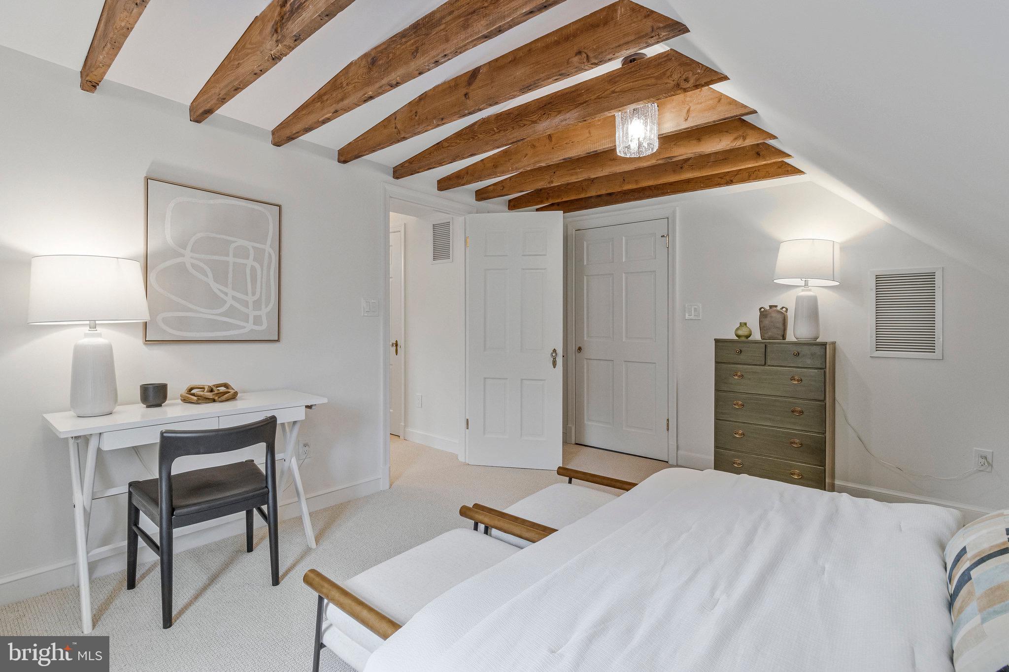 2921 LEGATION STREET NW