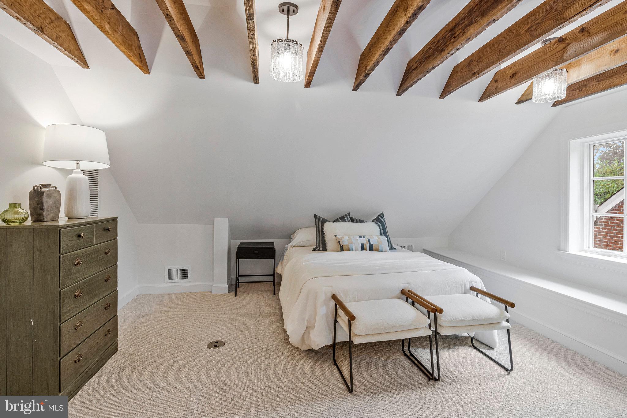 2921 LEGATION STREET NW