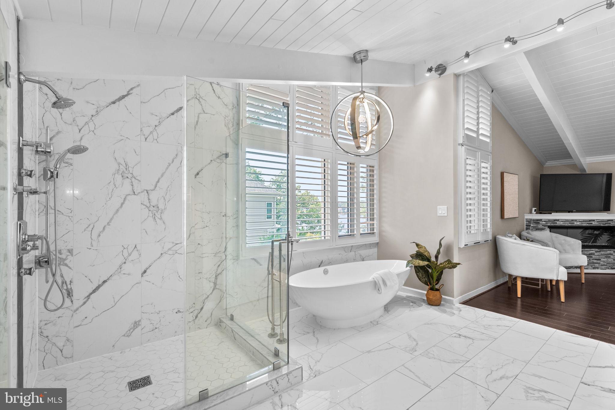 2908 SOUTHWATER POINT DRIVE