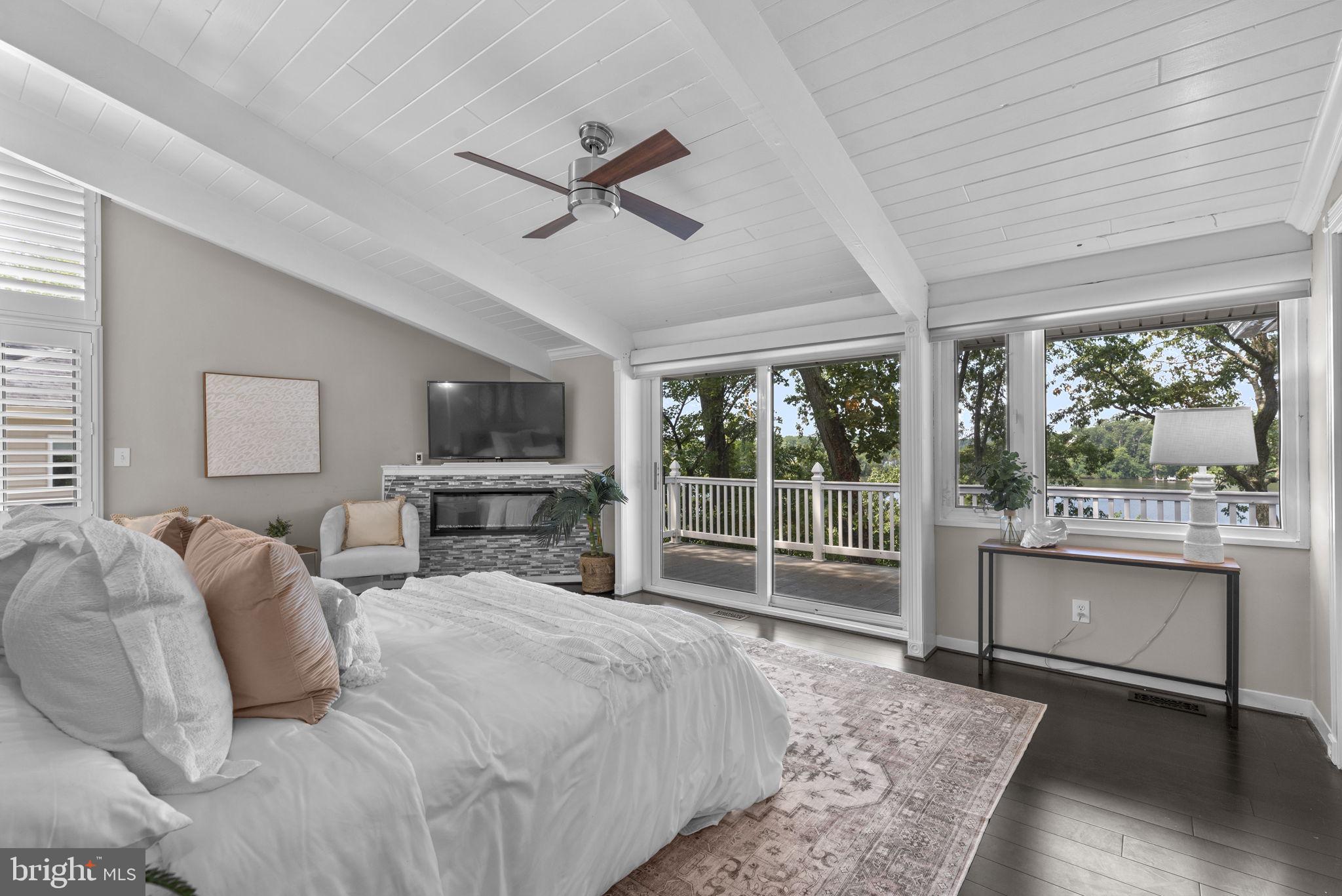 2908 SOUTHWATER POINT DRIVE