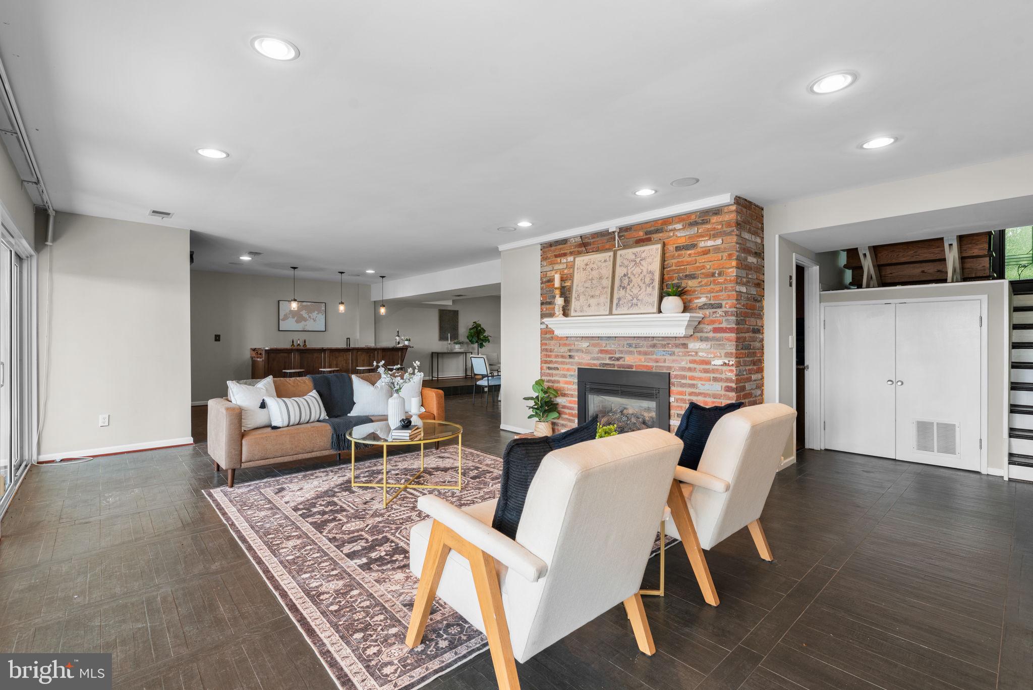 2908 SOUTHWATER POINT DRIVE
