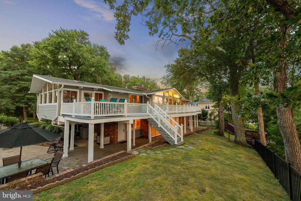 2908 SOUTHWATER POINT DRIVE