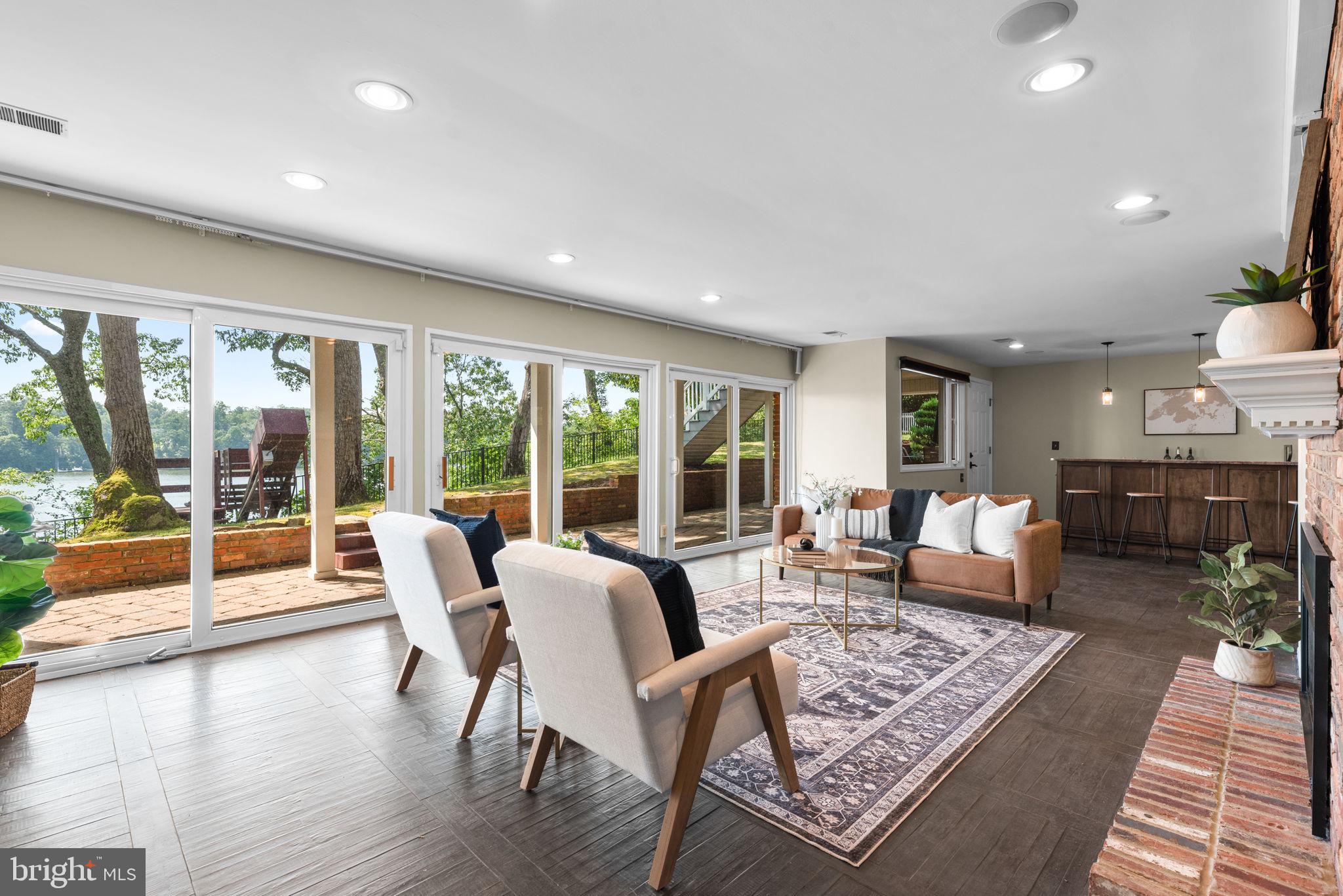 2908 SOUTHWATER POINT DRIVE