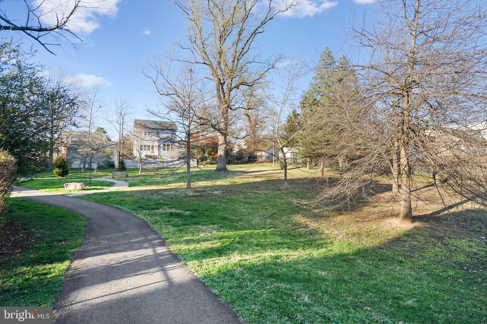 2616 2nd Rd N
