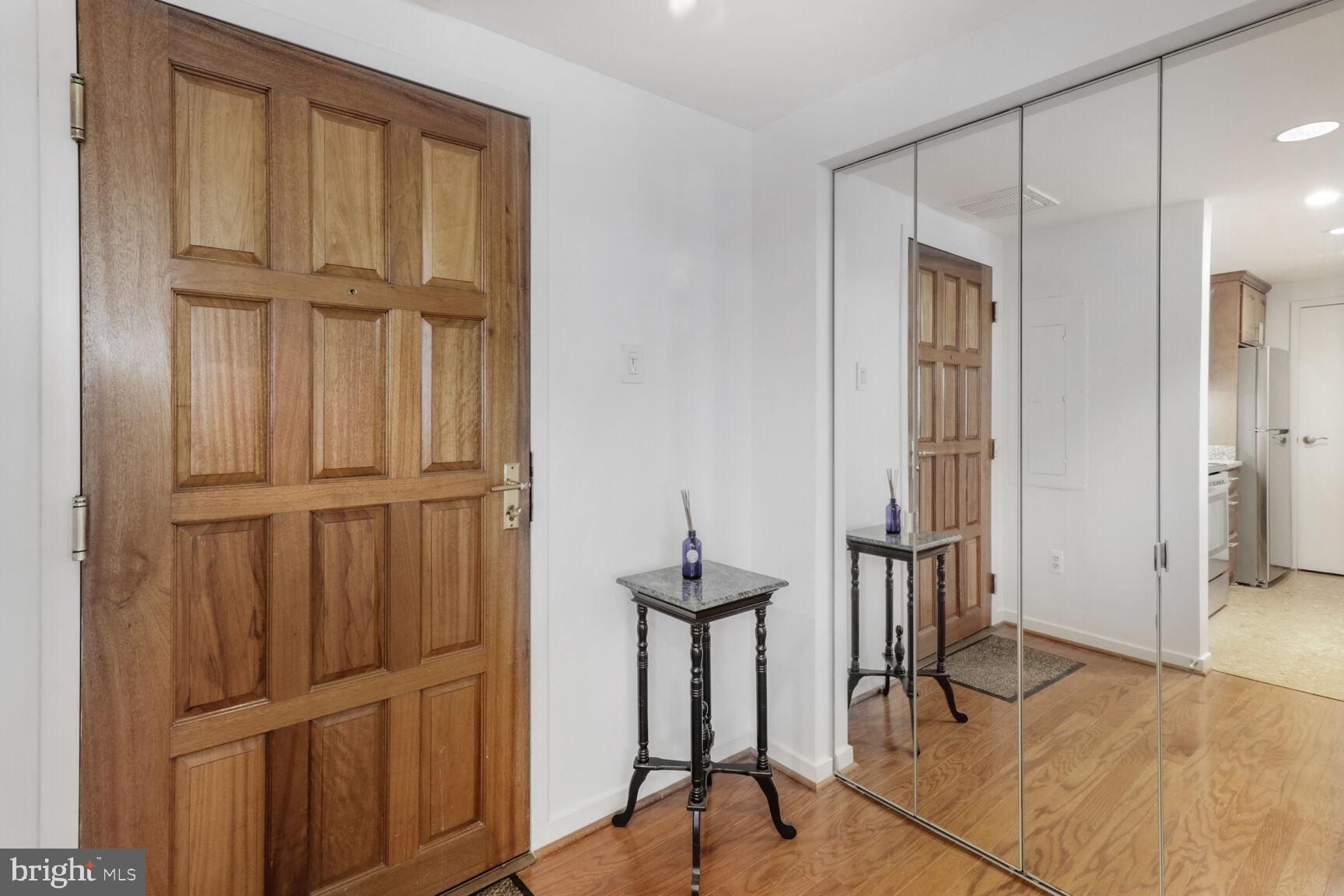 1530 Key Blvd #705