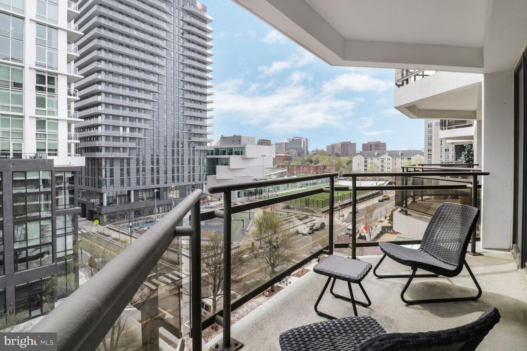 1530 Key Blvd #705