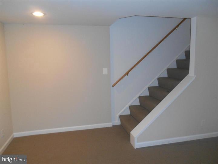 3435 S STAFFORD ST #B