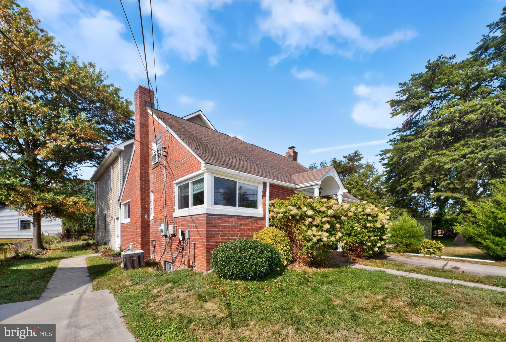 750 N GEORGE MASON DRIVE