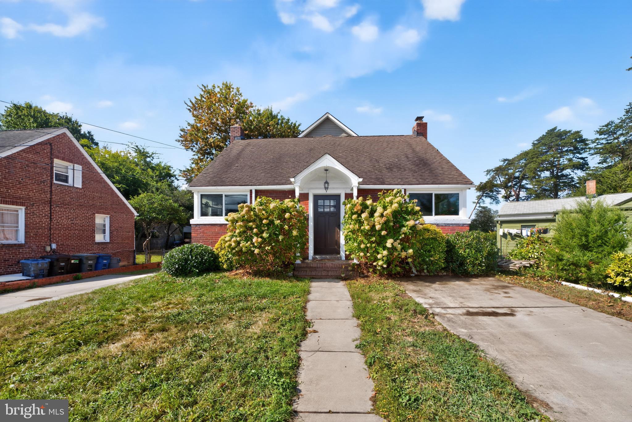 750 N GEORGE MASON DRIVE