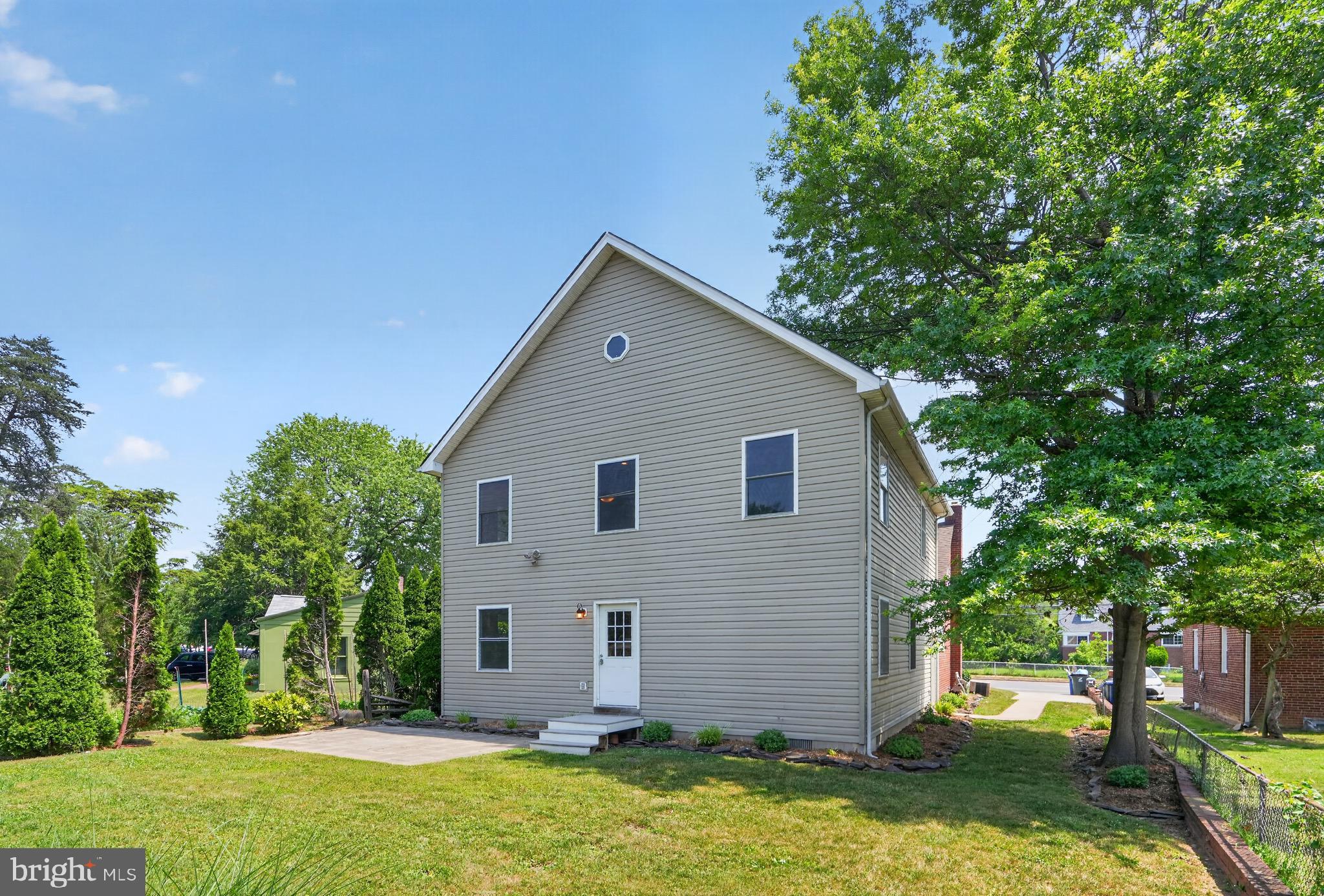 750 N GEORGE MASON DRIVE
